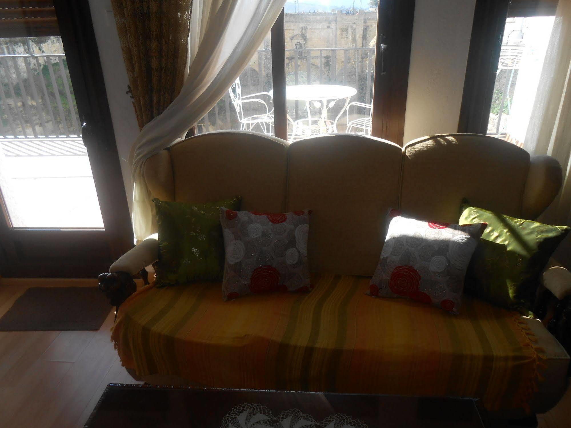 Casa Duende Del Tajo Hotel รอนดา ภายนอก รูปภาพ